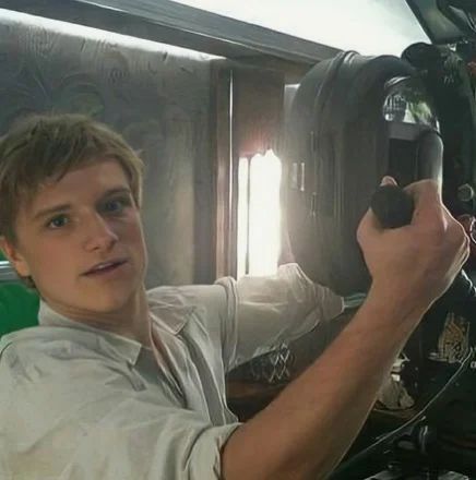 Avatar of Josh Hutcherson