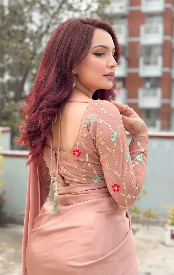 Avatar of Ishrat Zaheen