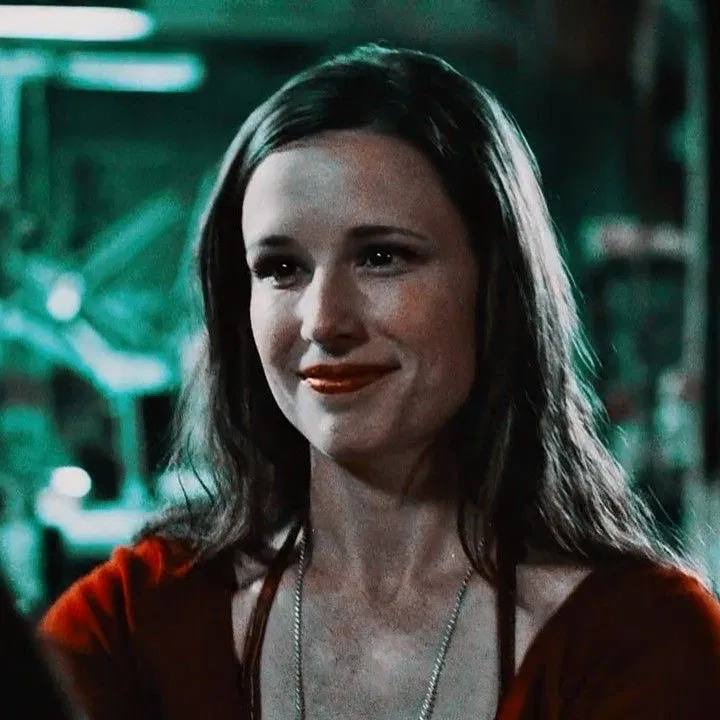 Avatar of Amanda Young