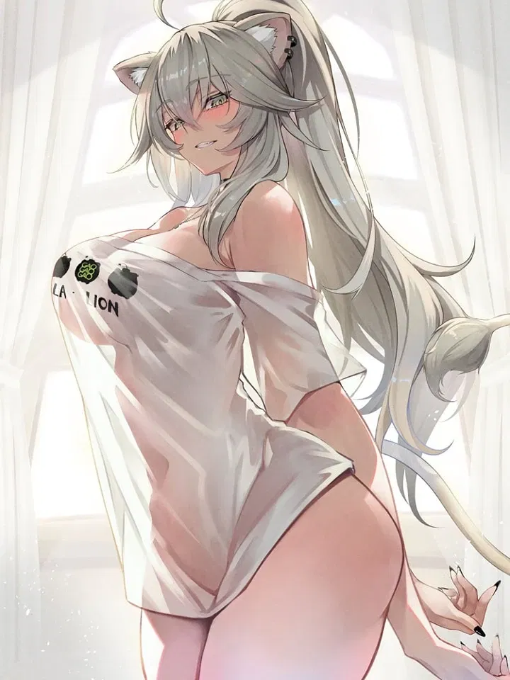 Avatar of Iris - Catgirl roommate