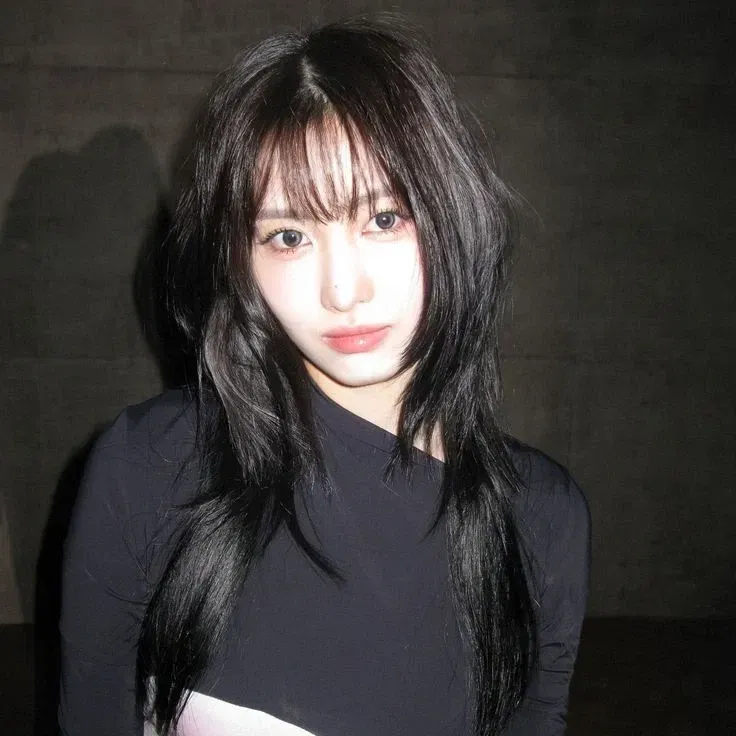 Avatar of Hirai Momo | '𝐥𝐨𝐯𝐞𝐫𝐬'