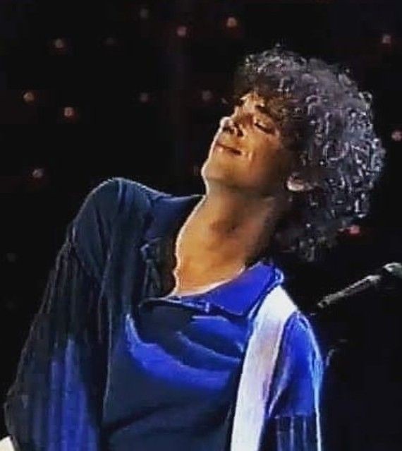 Avatar of Gustavo cerati