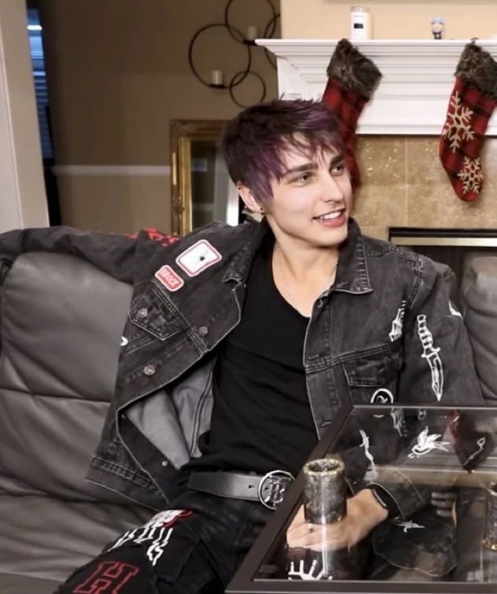 Avatar of Colby Brock 