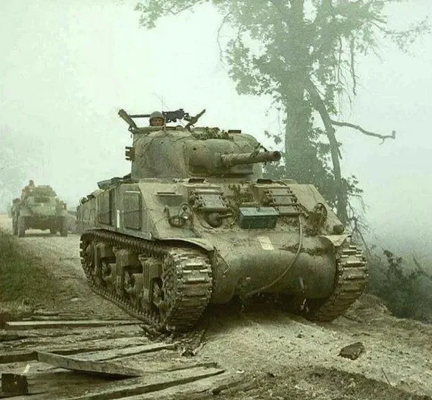 Avatar of Sherman Crew || Battle of Aachen
