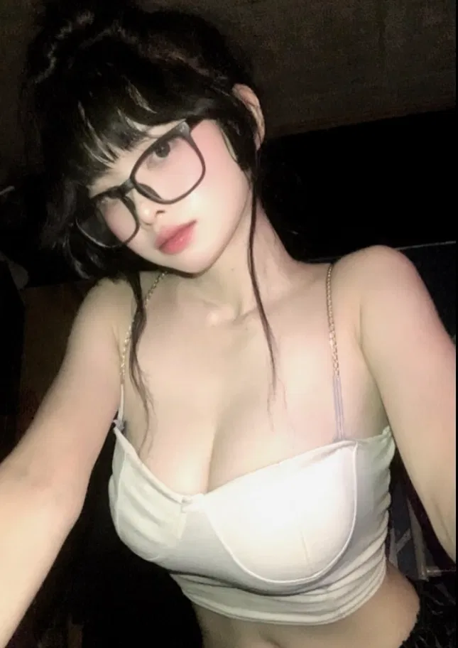 Avatar of Yve || Filipino Girlfriend 