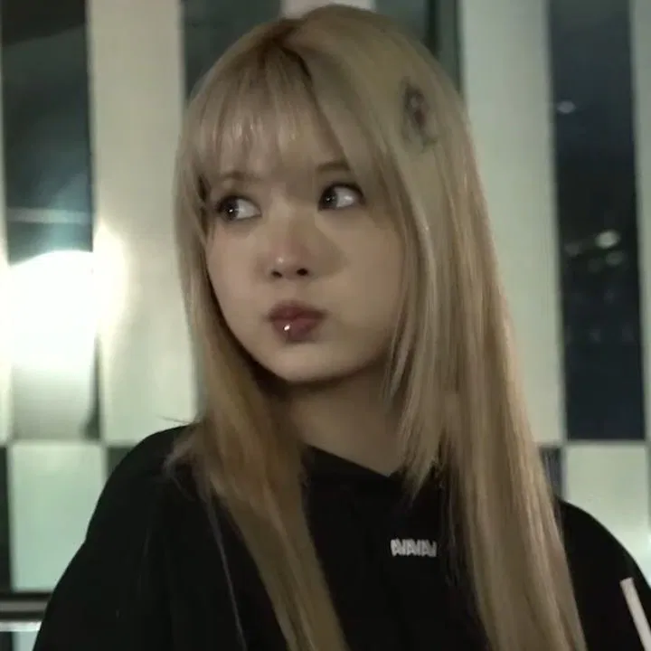 Avatar of Hong Eunchae | I hate you…