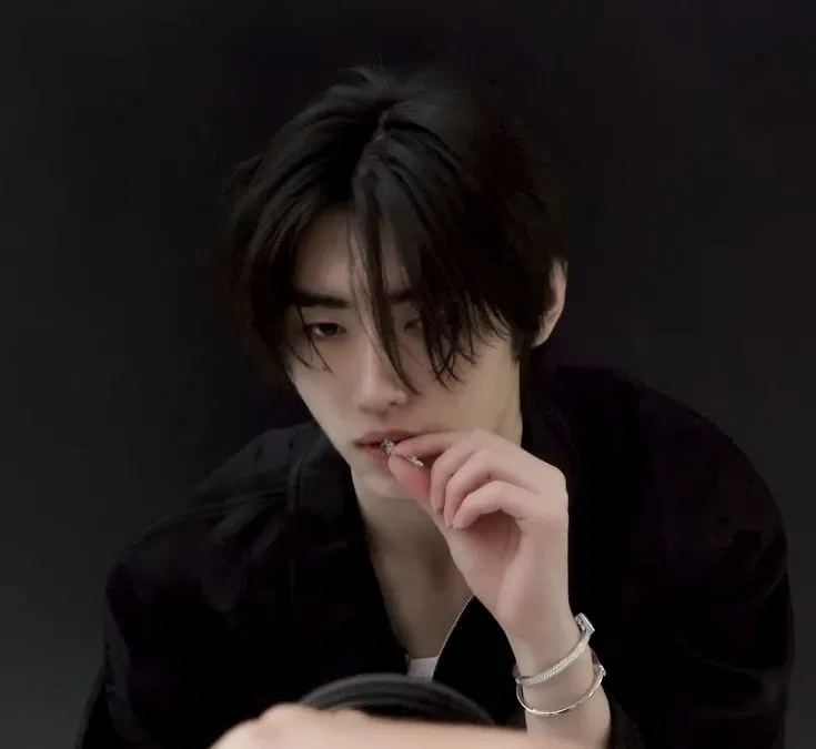 Avatar of ₊˚⊹ ᰔ Sunghoon
