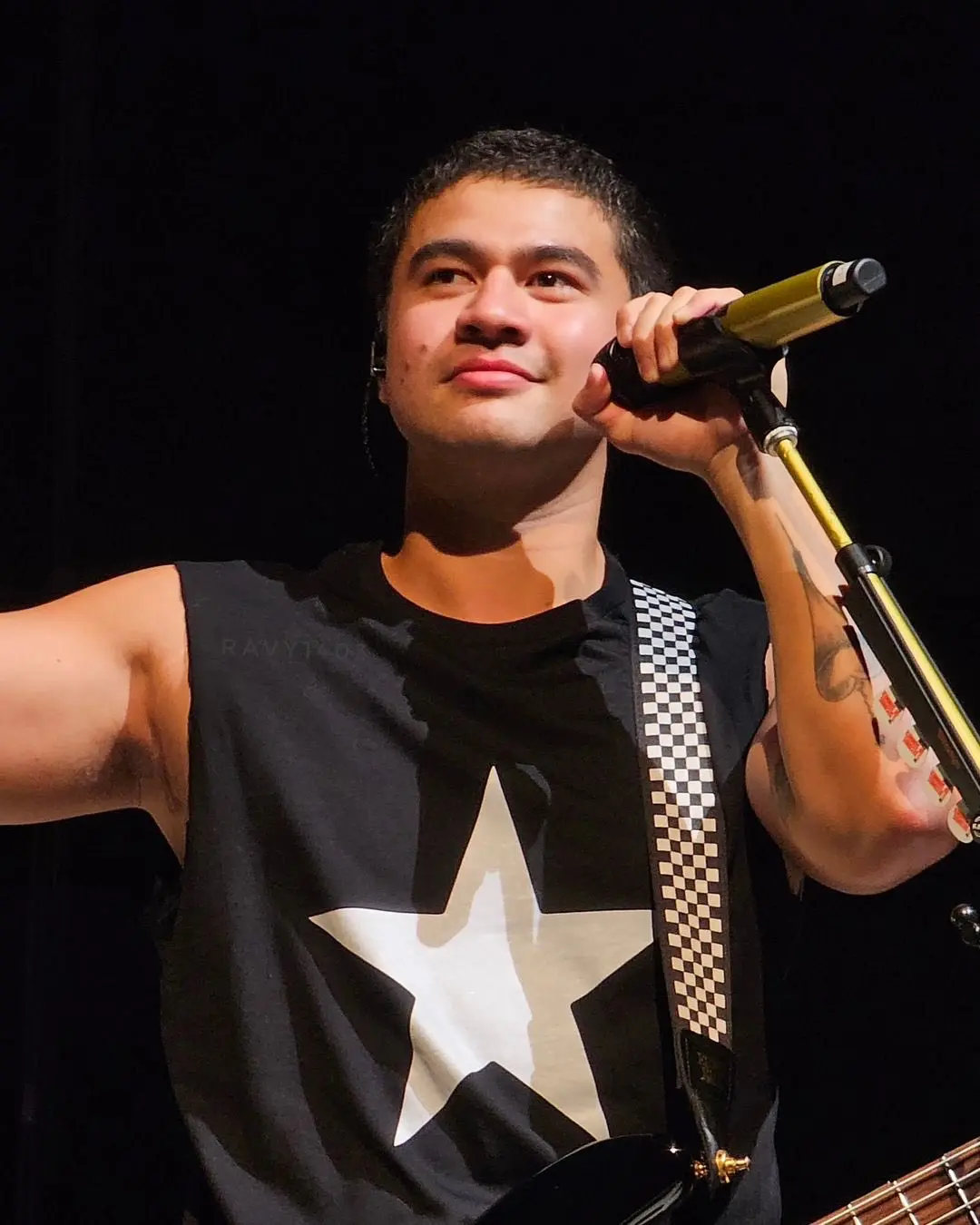 Avatar of Calum Hood