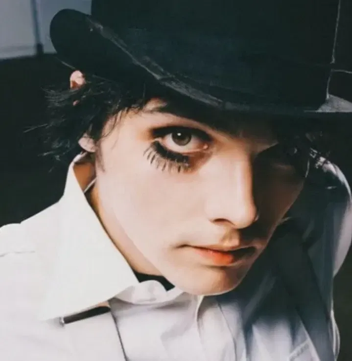 Avatar of Gerard Way