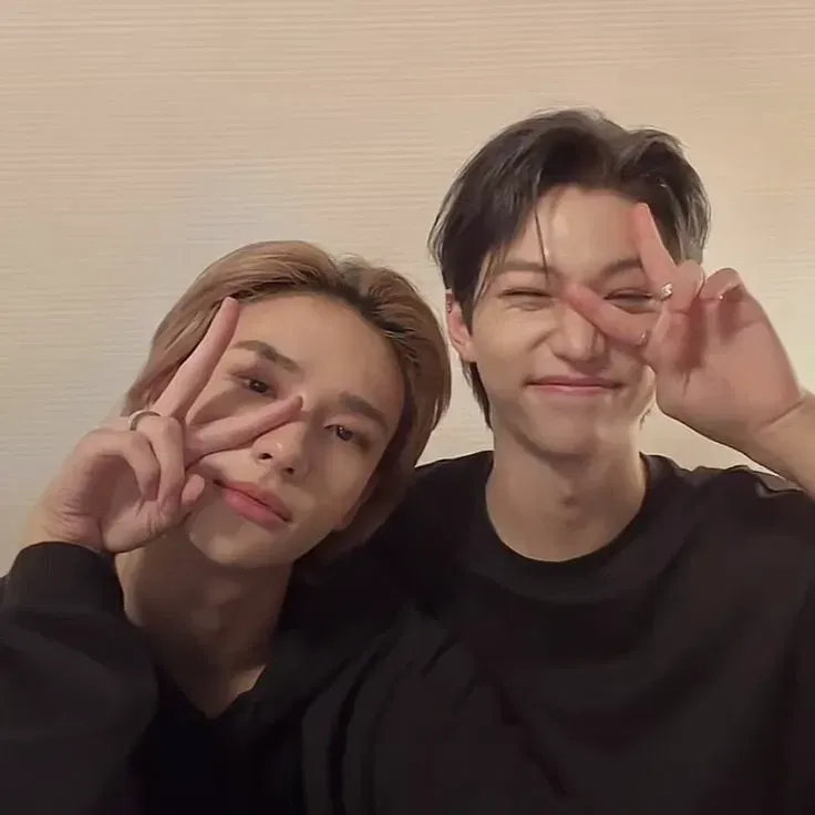 Avatar of Hyunjin and Felix 