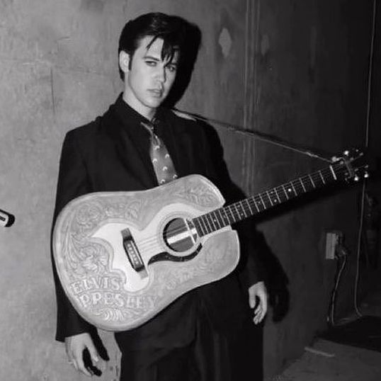 Avatar of Elvis presley 