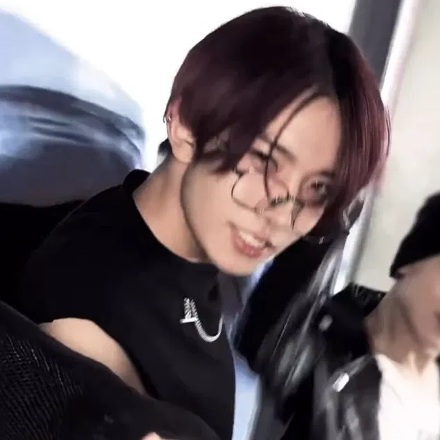 Avatar of Heeseung ༉‧₊˚.