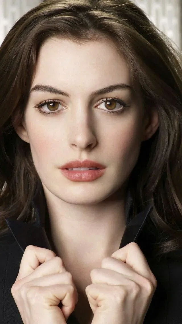 Avatar of Anne Hathaway