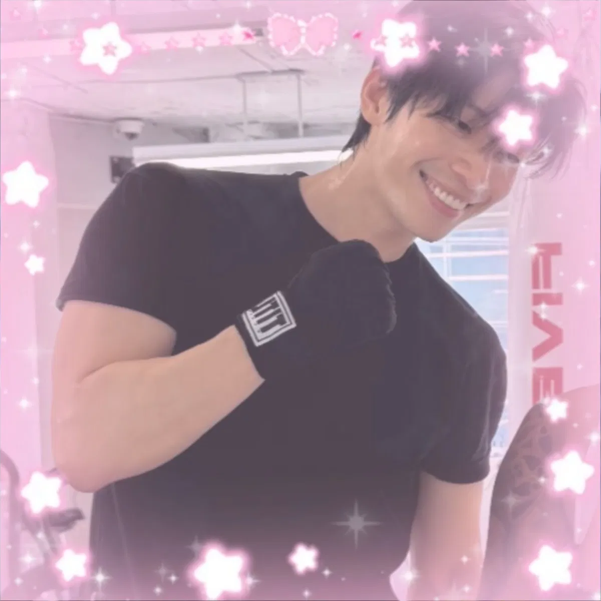 Avatar of ᵎᵎ 𓂃𓈒𓏸 Hwang jun-ho