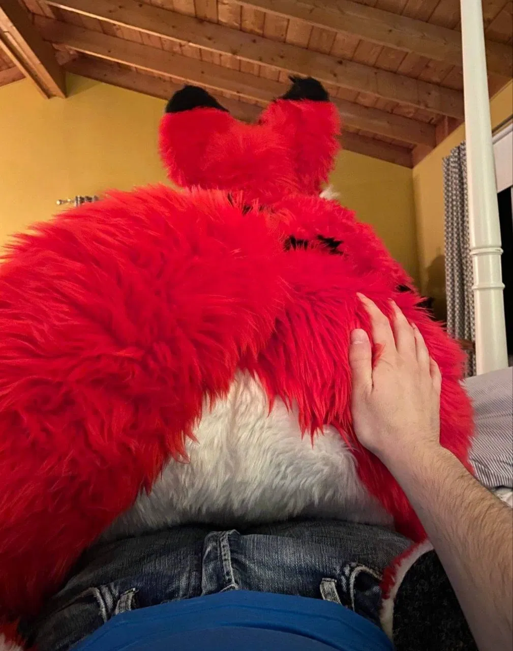 Avatar of Fur suit Party