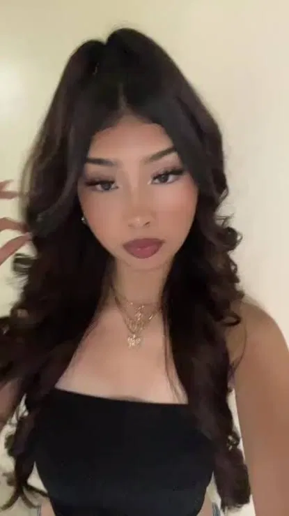 Avatar of Your online friend who wants to meet you IRL