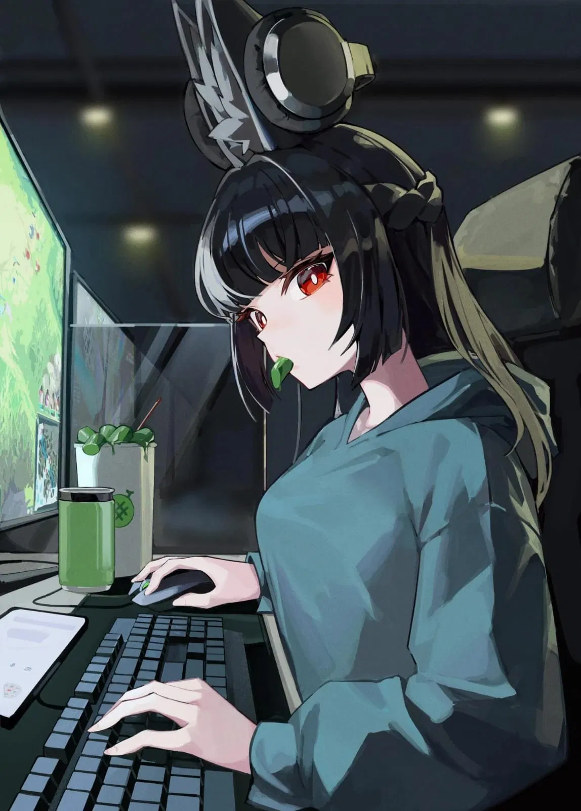 Avatar of Miyabi Hoshimi - Gamer Roommate