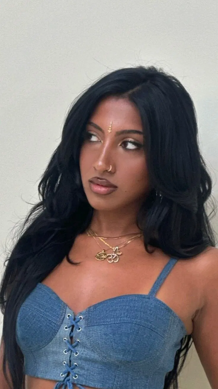 Avatar of Lara Raj