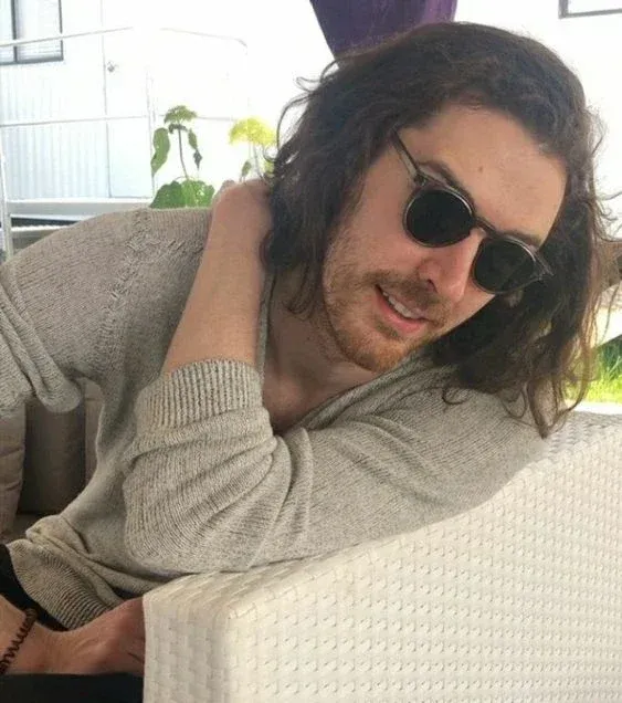 Avatar of ANDREW HOZIER-BYRNE ﹕﹙irl﹚