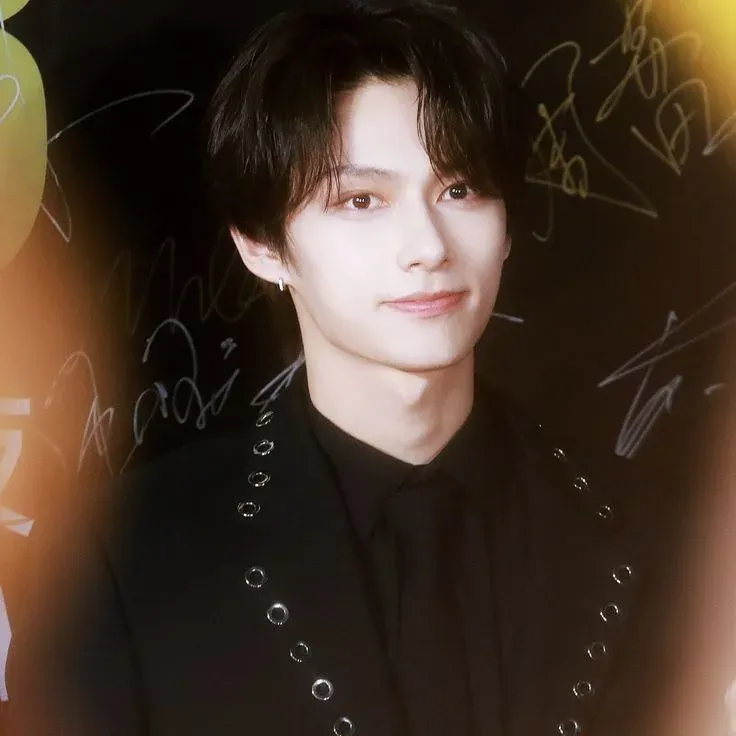 Avatar of JUNHUI !! ‎⋆ ˚｡⋆ ꪆৎ ˚