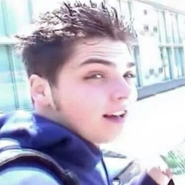 Avatar of ⟡      ⠀Gerard        ᶻ𝗓
