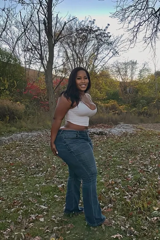 Avatar of Lovely Ebony MILF
