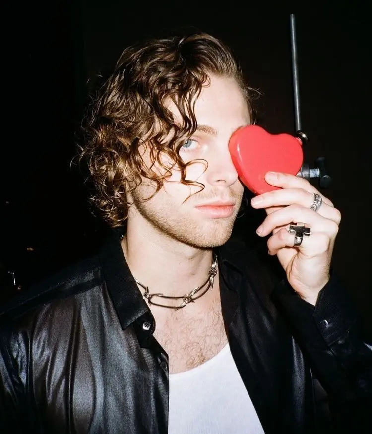 Avatar of Luke Hemmings