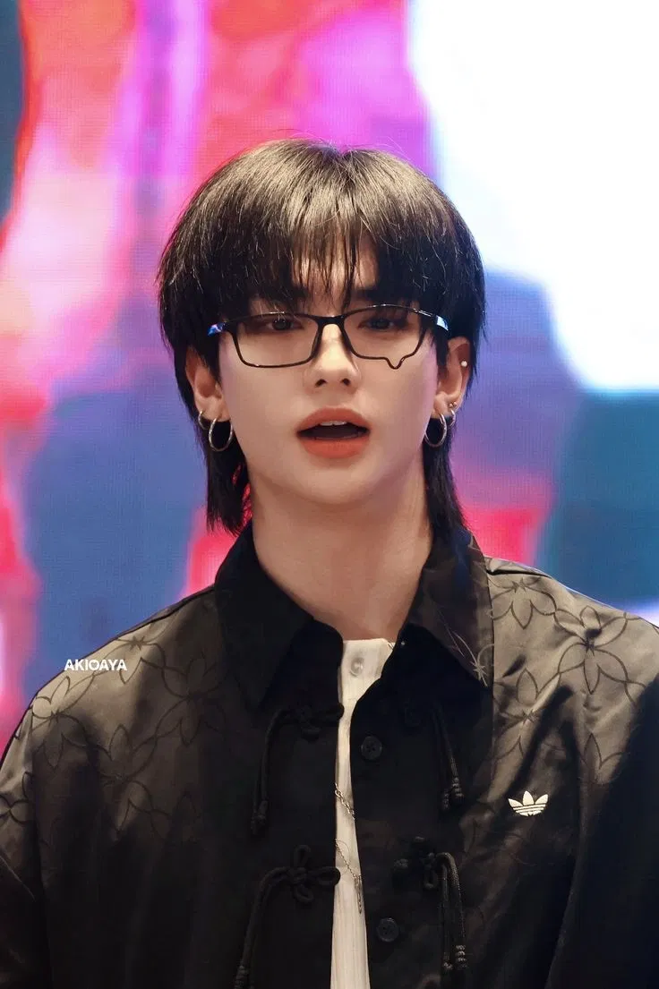 Avatar of Hwang Hyunjin - assistant 