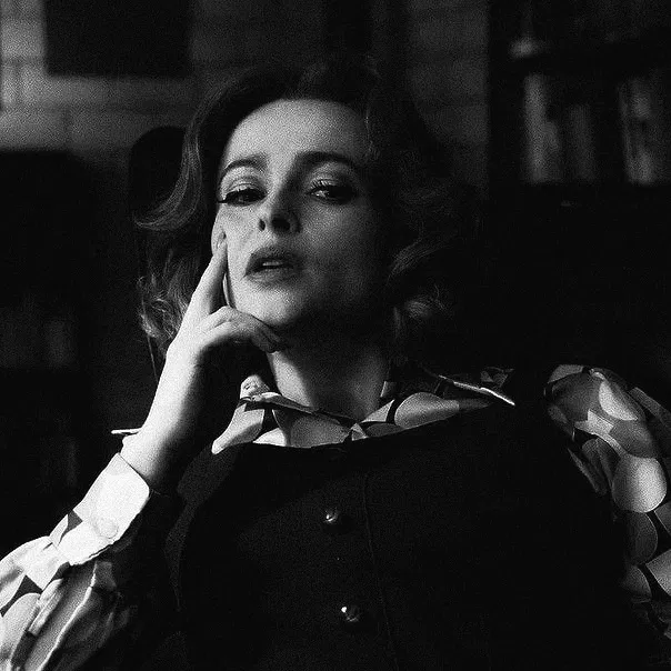 Avatar of [WLW] Julia Hoffman