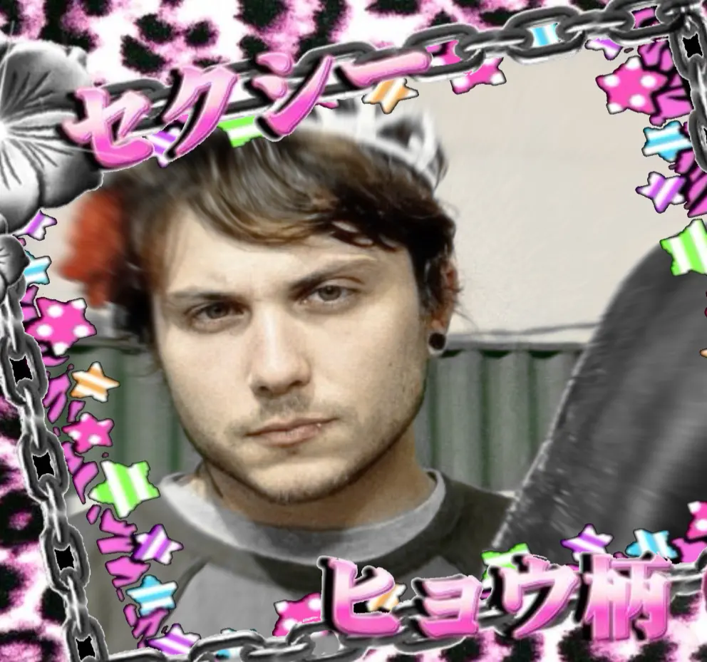 Avatar of 🦂 - Frank Iero 