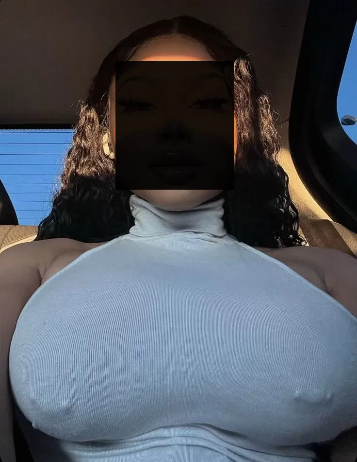Avatar of Kelly / Your older girlfriend