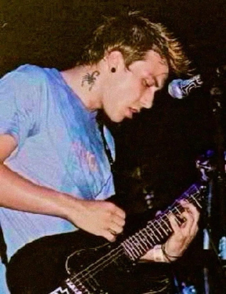 Avatar of ⠀　★. FRANK IERO　　 !　　  MY CHEMICAL ROMANCE 