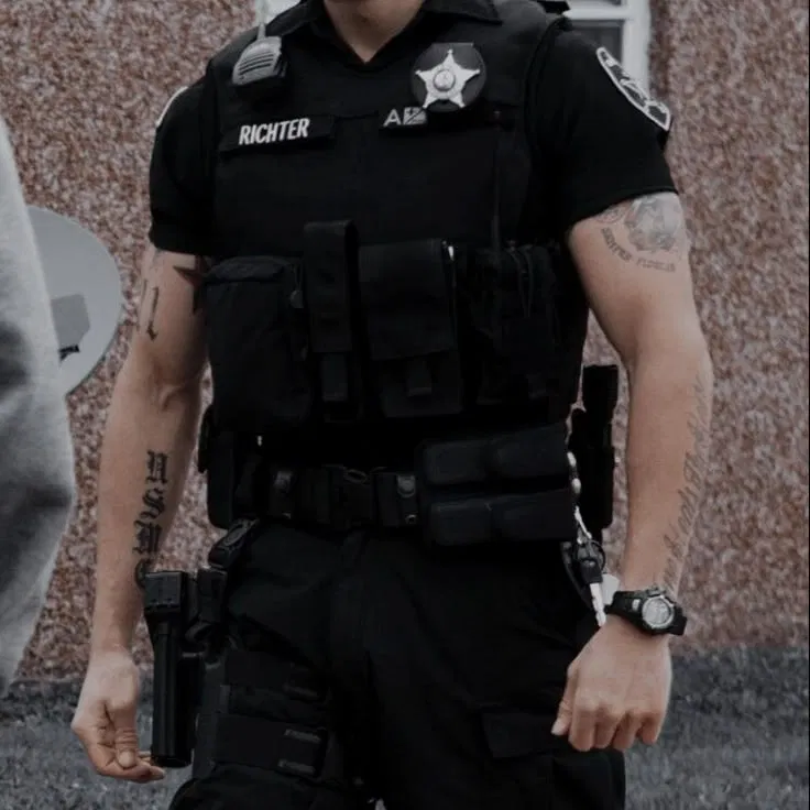 Avatar of Connor McCoy - Police Officer