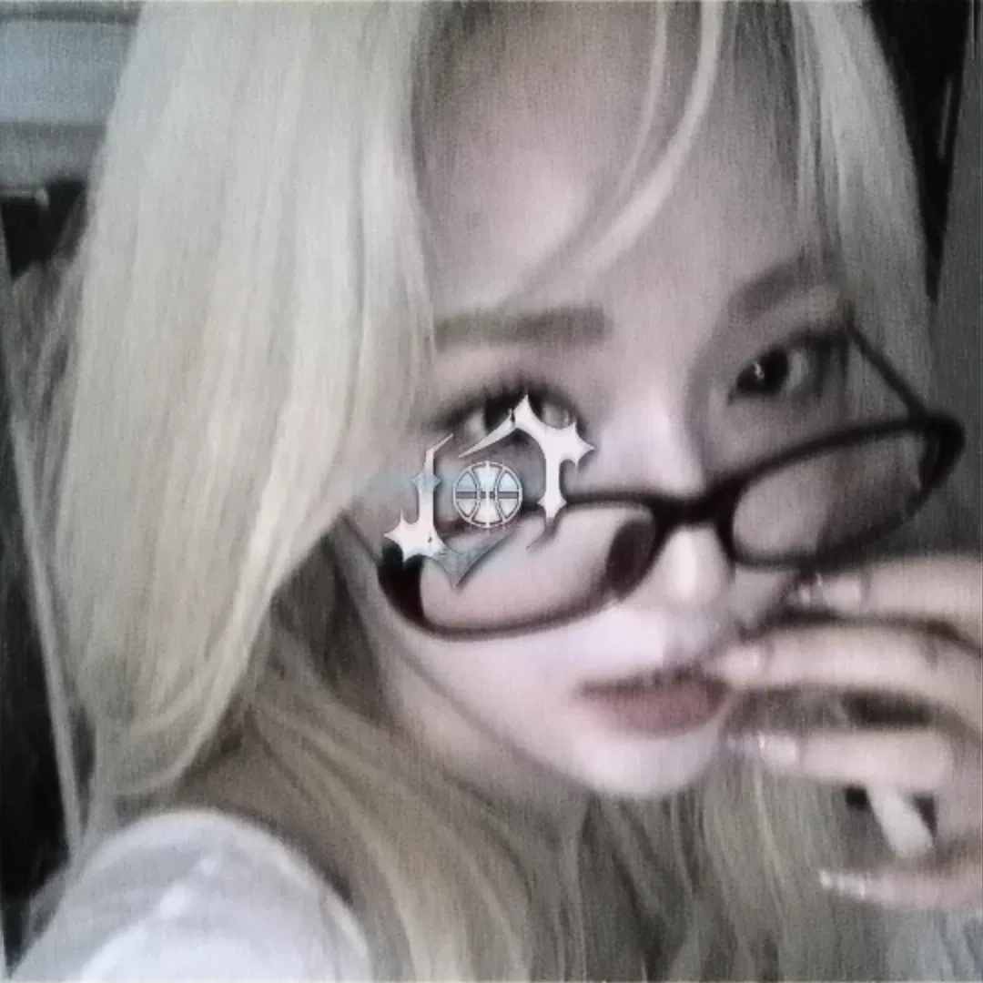 Avatar of +‧ ୨(“yoon seoyeon.”)୧ ‧+