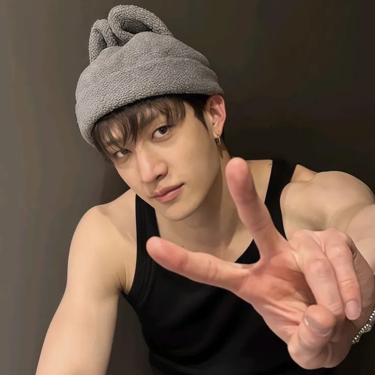 Avatar of Christopher Bang 🐱 