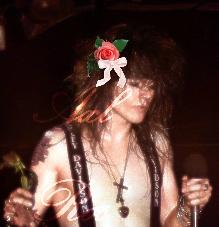 Avatar of Axl Rose ♡  Drummer's brother... 