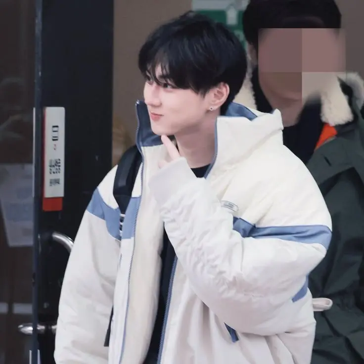 Avatar of Yang Jungwon|homesick
