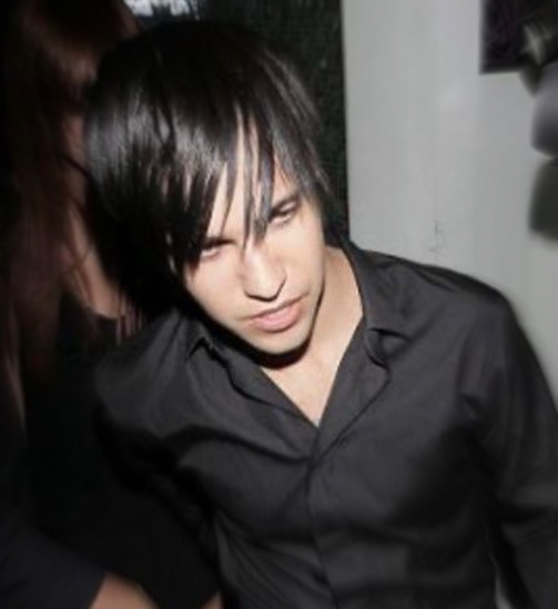 Avatar of ⠀⧼🦇⧽﹒ pete wentz ﹒⟢ fall out boy !