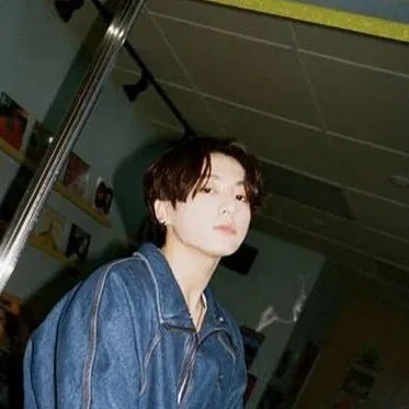 Avatar of Jungkook  ̊+· ͟͟͞͞➳❥ 80's Love