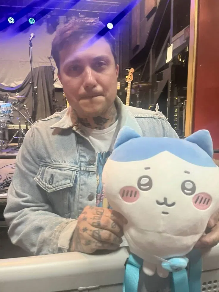 Avatar of 010 - frank iero (mpov!)