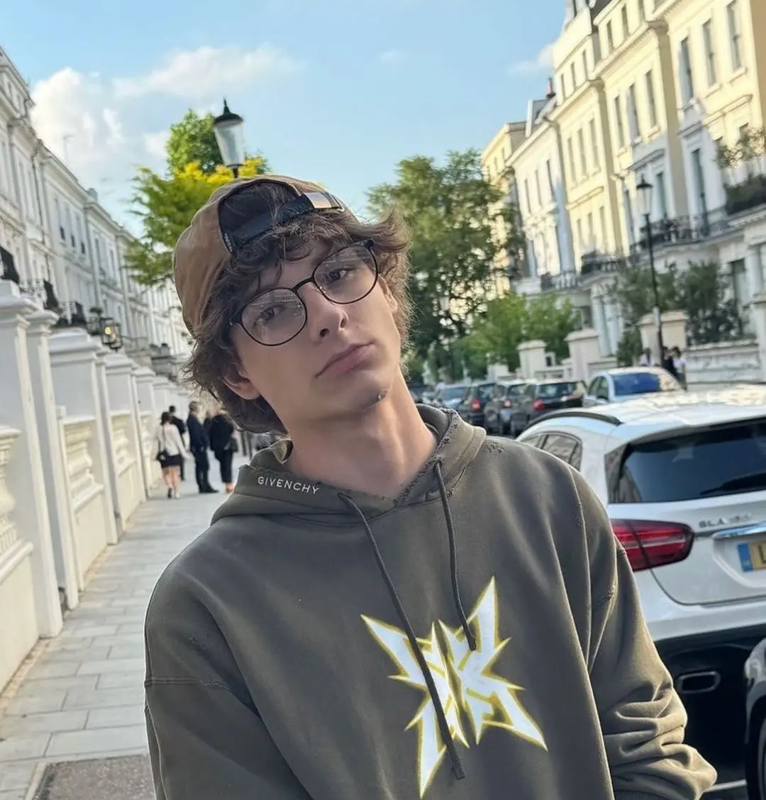 Avatar of  Mason Thames | Best friend & Co-star ☆彡 