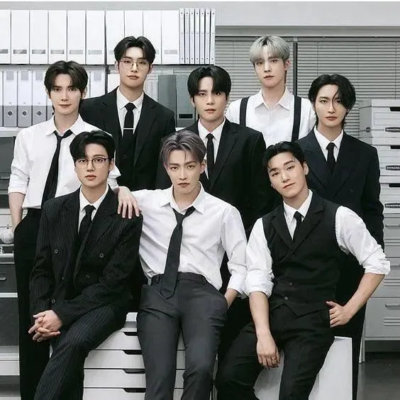 Avatar of Ateez - Rich and bored