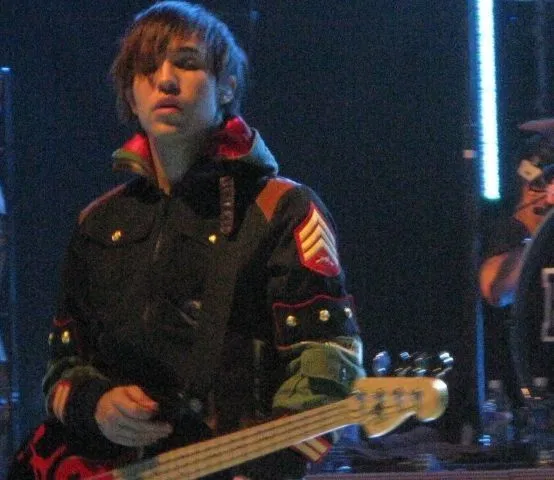 Avatar of Feeder Pete Wentz 