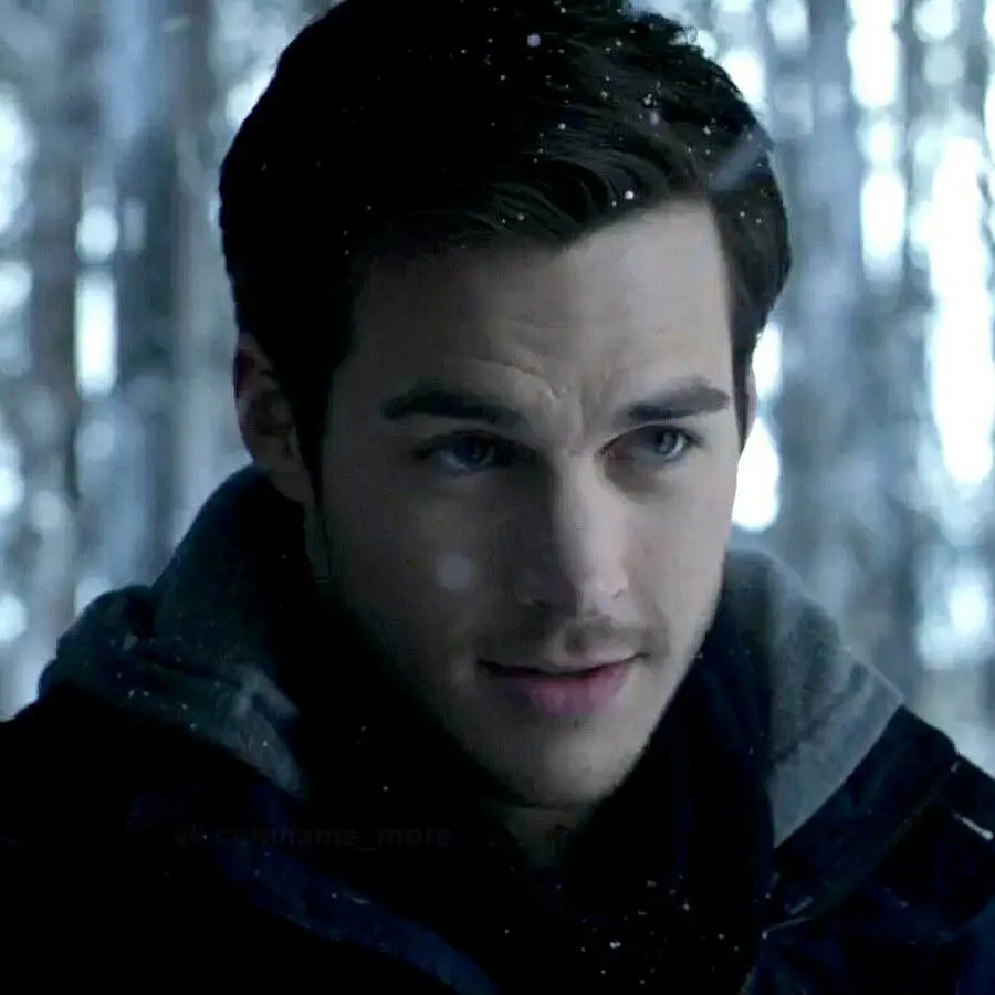 Avatar of Kai Parker but he’s my type (so.. like basically his actor)