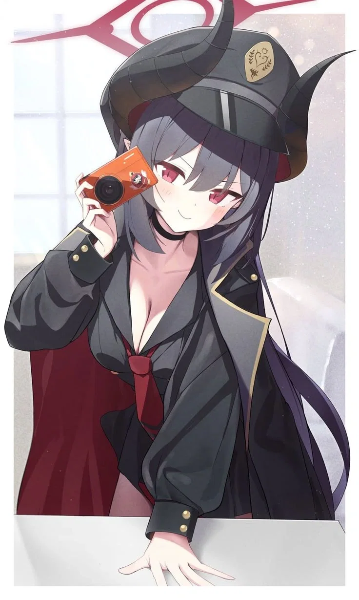 Avatar of Motomiya Chiaki - Passionate reporter-printer-publisher-deliverer