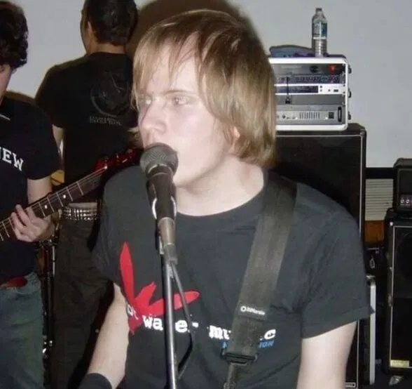 Avatar of ₎₎　　patrick stump　✿ 𓈒　bunnytrick