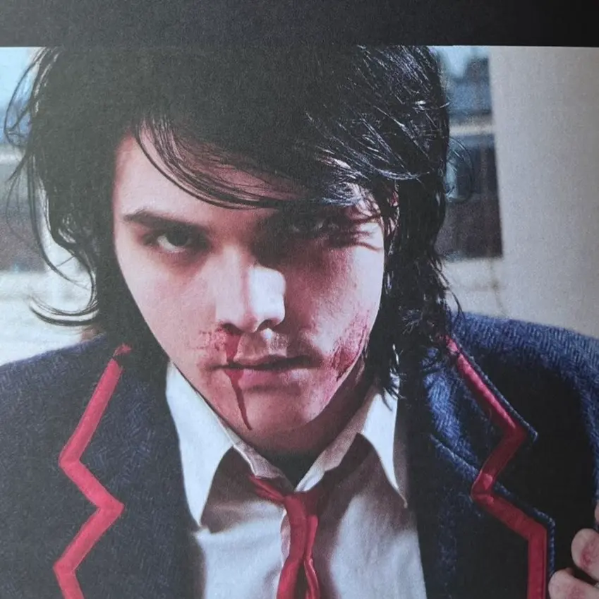 Avatar of Gerard Way  .ᐟ  𐂯