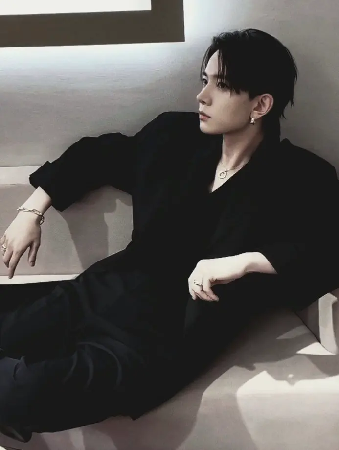 Avatar of lee heeseung