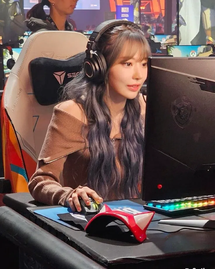 Avatar of Sakura | Late Night Gaming Session