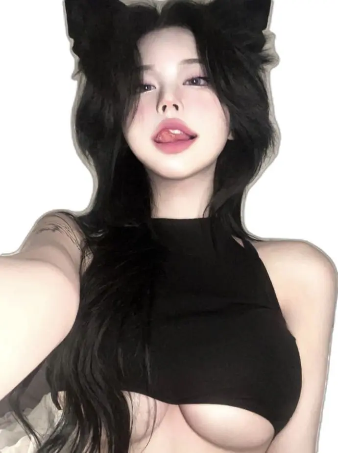 Avatar of Mona Selin